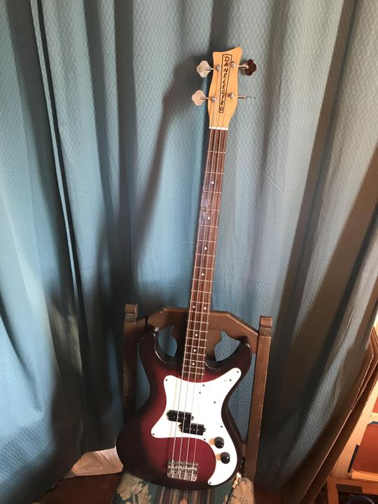 Danelectro on sale rumor bass