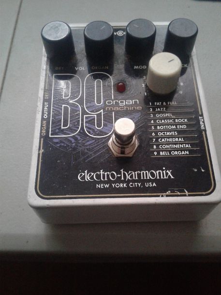SurfGuitar101.com | Forums: Electro Harmonix B9 Organ Pedal!